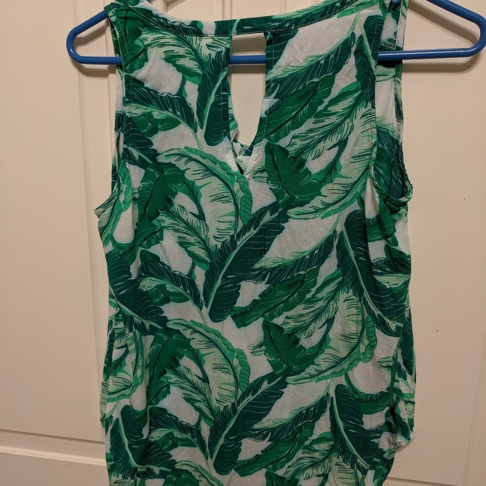 Botanical Leaf Tank Top - Picture 2 of 3